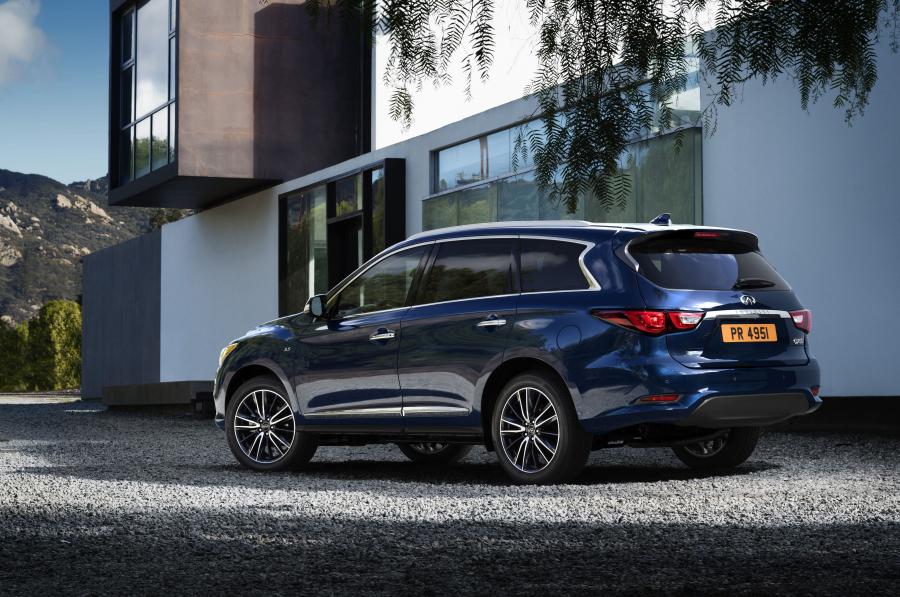  Infiniti QX60 3.5 (L50) 2016 года  (фото 11 из 34)